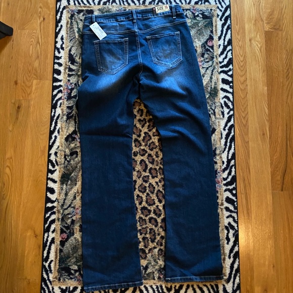 Cello plus, basic boot cut denim - Picture 3 of 3